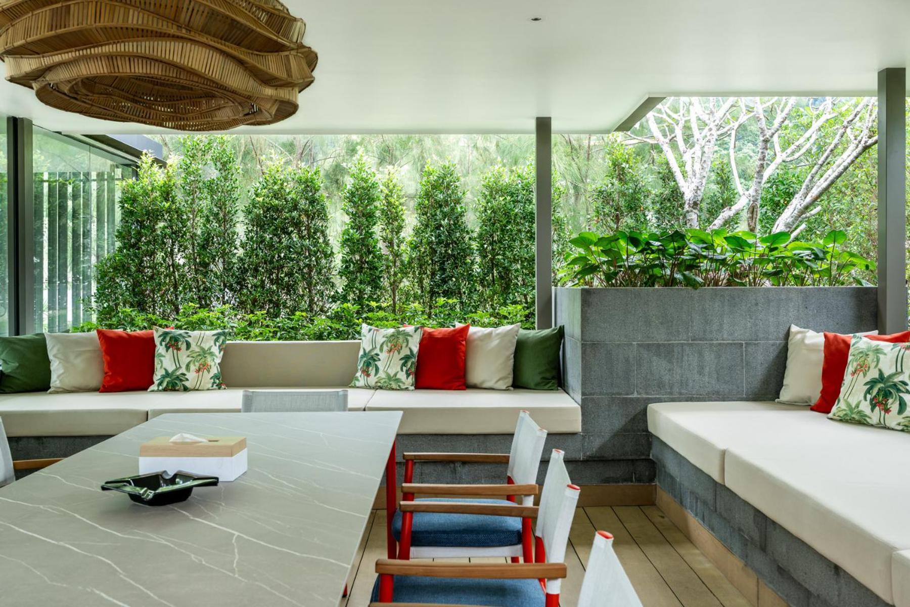 Luxury Penthouse 407sqm Beachfront And Private Pool Apartment *